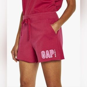 Gap Logo Shorts Size XXL